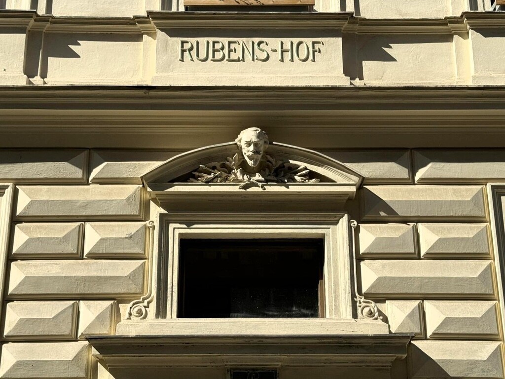 Rubens-Hof/Strassenansicht